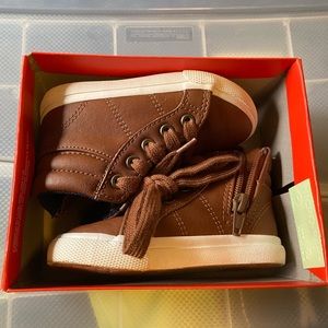 Toddler Size 6 Brown Shoes